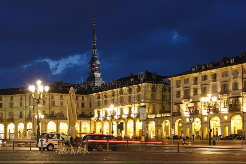 Deluxe Appartment Turin Bagian luar foto